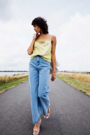 top yellow sequins – Image 4