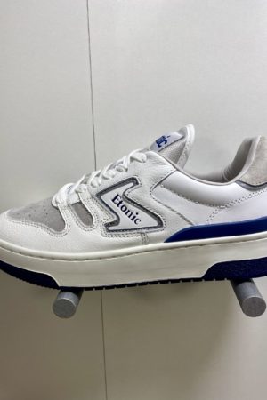 Etonic B481 sneakers in white leather with navy blue details