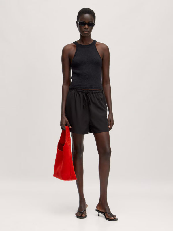 top yandra noir