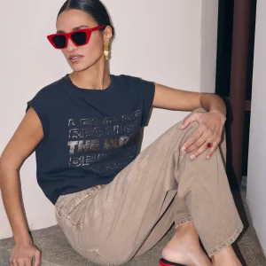 tee-shirt because the night