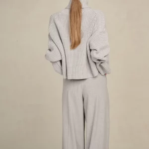 pull ami silver grey – Image 3