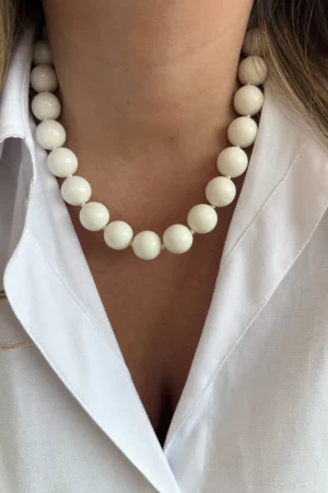 collier bolas écru