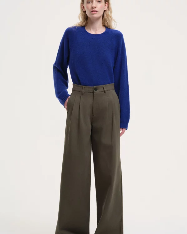 pantalon pansmokey khkai