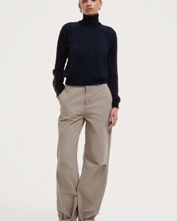 pull kassy navy